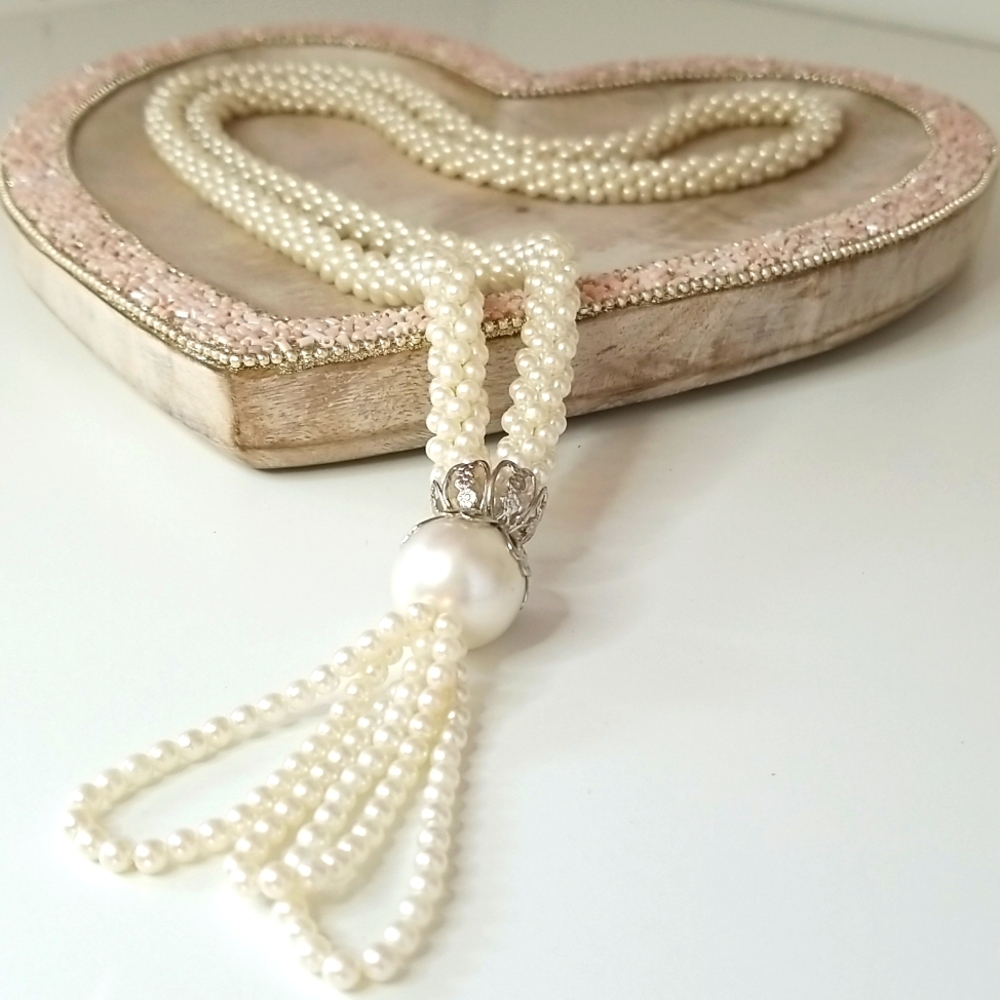 Womens Pearl Necklace